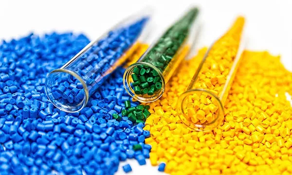 PP woven packaging material for polymers